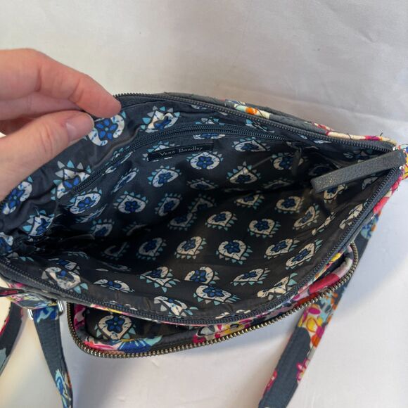 Vera Bradley Little Hipster Crossbody Bag 'Pretty Posies' Quilted Boho Compact - Picture 6 of 11